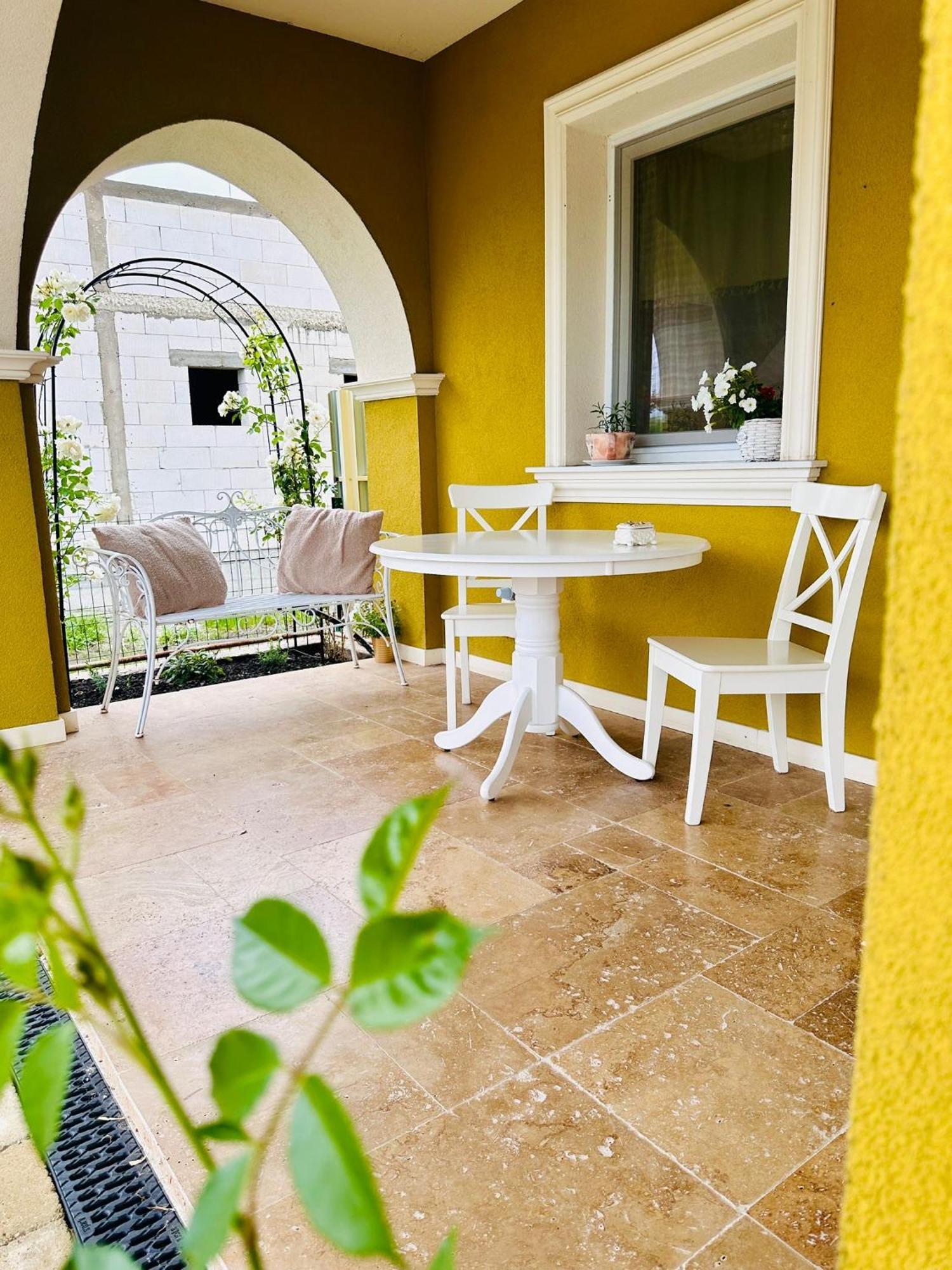 Alma Rezidence Bed and Breakfast Turda Buitenkant foto